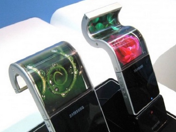 Samsung's original flexible display demonstrated at CES 2013.