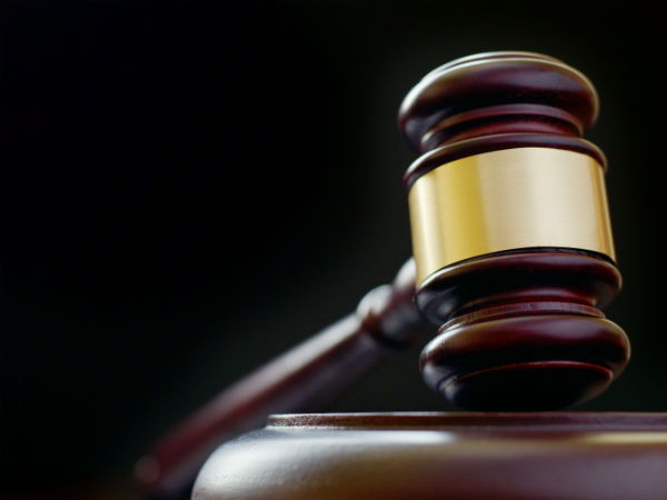 Zimbabwean internet restored by court order