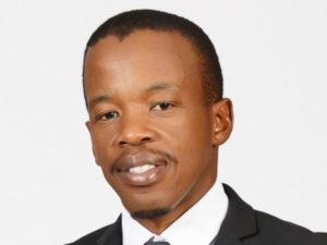 Dr Setumo Mohapi