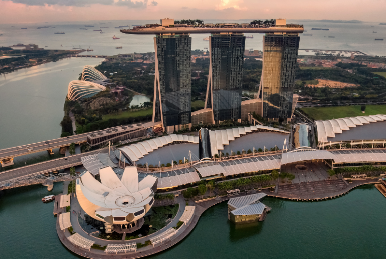 Bird's eye view of the Marina Bay Sands in Singapore
